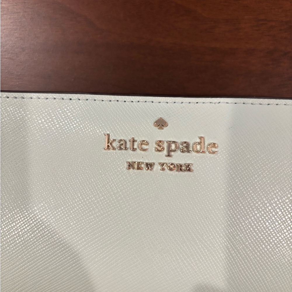 Kate Spade Wallet - Picture 2 of 6